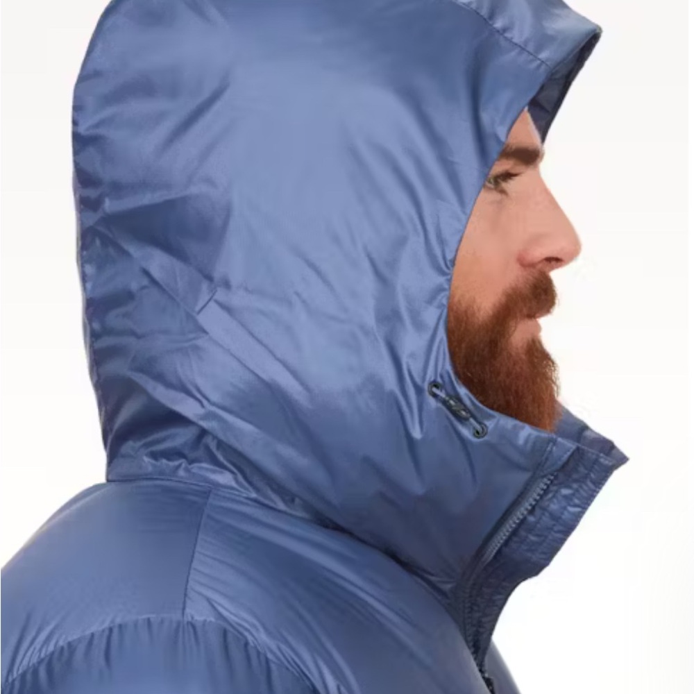 Navy Blue Quilted Puffer Jacket with Hood and Zipper Closure - Picture 4 of 11